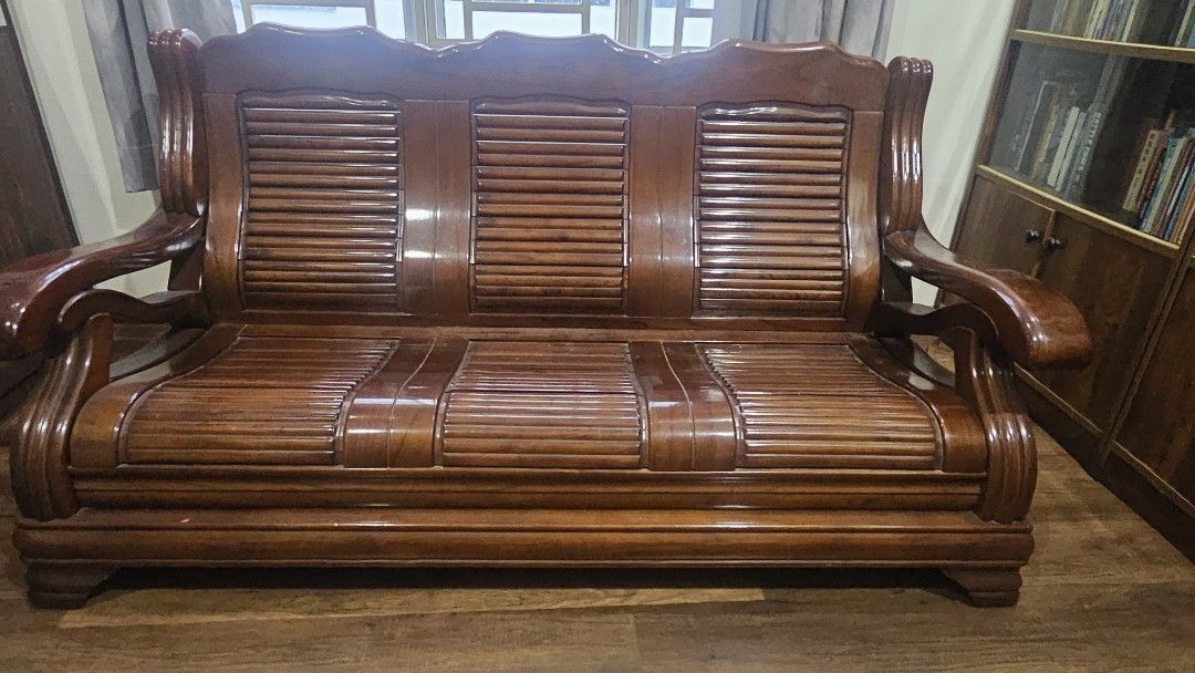 Solid wood sofa (Category: Sofas) located in Kajang. Submitted by kazuzave (Listing ID 1399737366, Image 1). Description: 1 + 2 + 3 + (1 long 1 square) coffee table. rare solid wood sofa.
