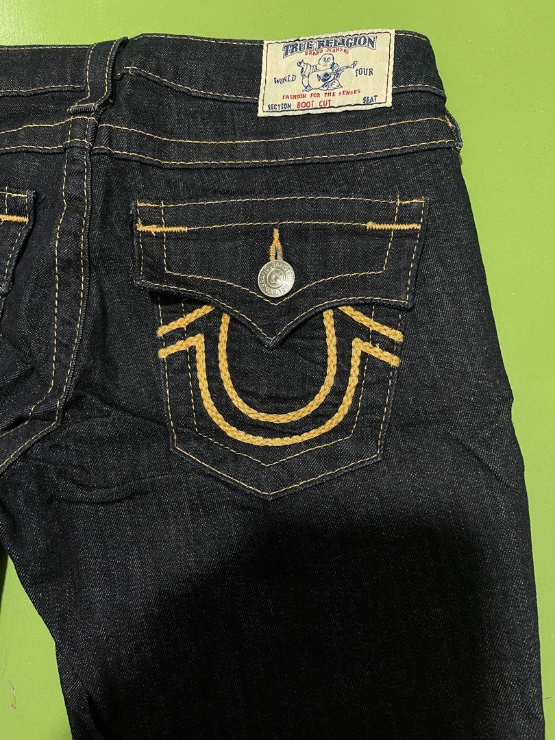 True Religion (Category: Jeans) located in Pasig City. Submitted by reyeslarry11740 (Listing ID 1399685943, Image 3). Description: For Sale True Religion Pants Pambabae Stretchable Navy Blue Size 26 fit 29-30 Good as new condition No issue Note altered see last picture 1500 only Payment 1st only Location ko pasig city.