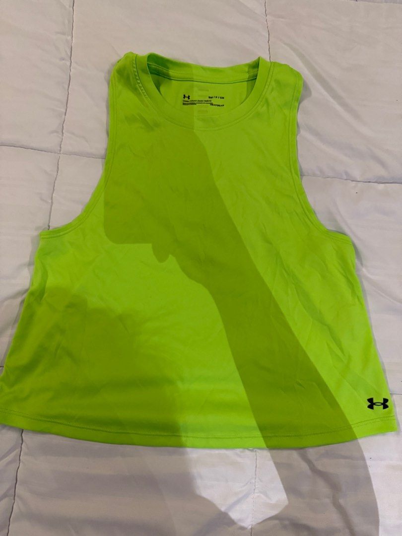 Under Armour HeatGear Tank Top (Category: Activewear) located in Quezon City. Submitted by kc9876 (Listing ID 1399732636, Image 1). Description: - decluttering.