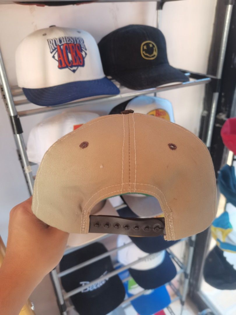 Vintage Indiana Jones Cap (Category: Caps & Hats) located in La Trinidad. Submitted by randoruthrifts (Listing ID 1399650719, Image 3). Description: Vintage Indiana Jones Cap Issue : crack snap and medyo natatanggal leather sa upper brim.