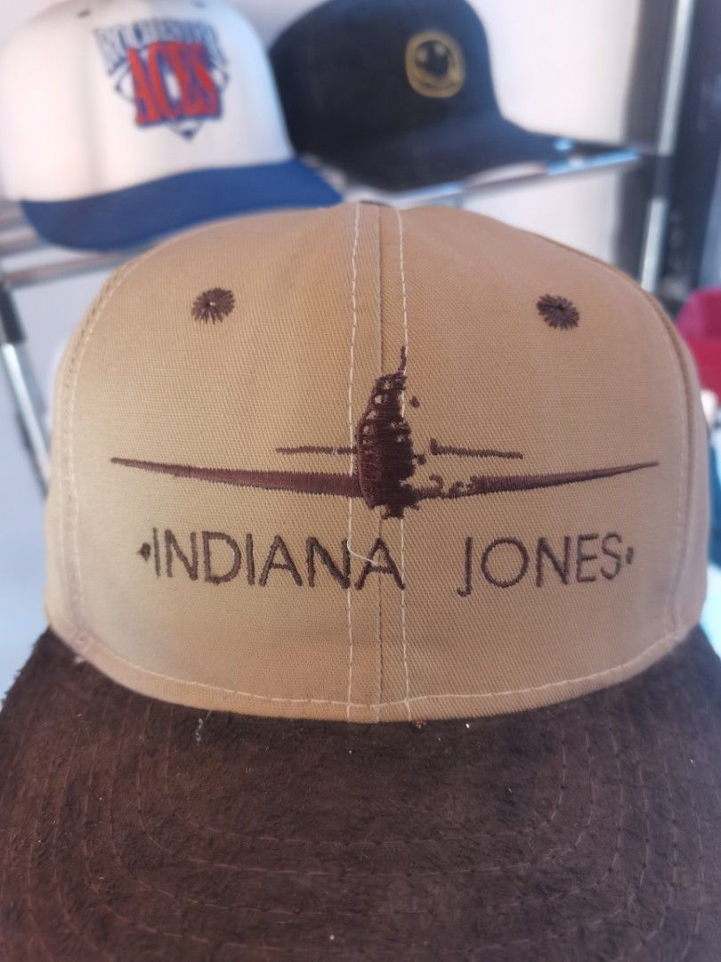 Vintage Indiana Jones Cap (Category: Caps & Hats) located in La Trinidad. Submitted by randoruthrifts (Listing ID 1399650719, Image 2). Description: Vintage Indiana Jones Cap Issue : crack snap and medyo natatanggal leather sa upper brim.