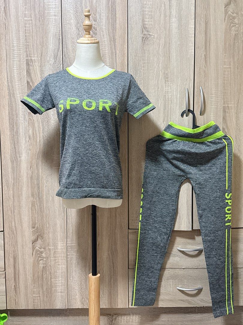 Work out set (bought in Japan too) (Category: Sets or Coordinates) located in Cavite. Submitted by purgingmycloset888 (Listing ID 1399827826, Image 2). Description: .