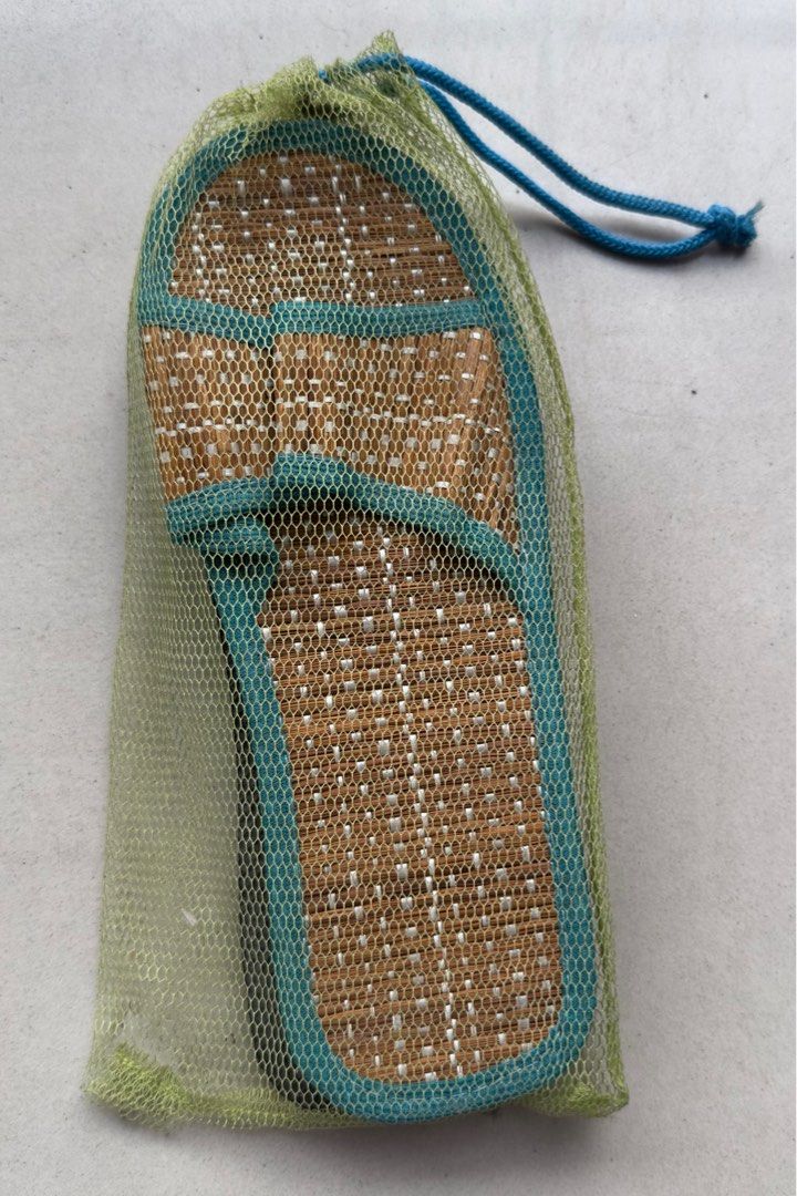 Woven Bamboo Slippers (Abaca) with Mesh Bag (Lightweight) (Category: Slippers and slides) located in Manila. Submitted by AAA09876 (Listing ID 1399717479, Image 2). Description: - woven bamboo slippers - Features a stylish blue trim - Made from natural bamboo weave - Includes a matching mesh bag for storage and travel - Lightweight design for comfortable wear - Suitable for both indoor and outdoor use - Good for costume wear .