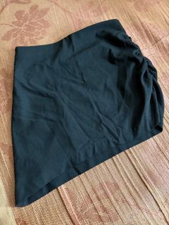 Zara 黑色迷你裙64247024291457110