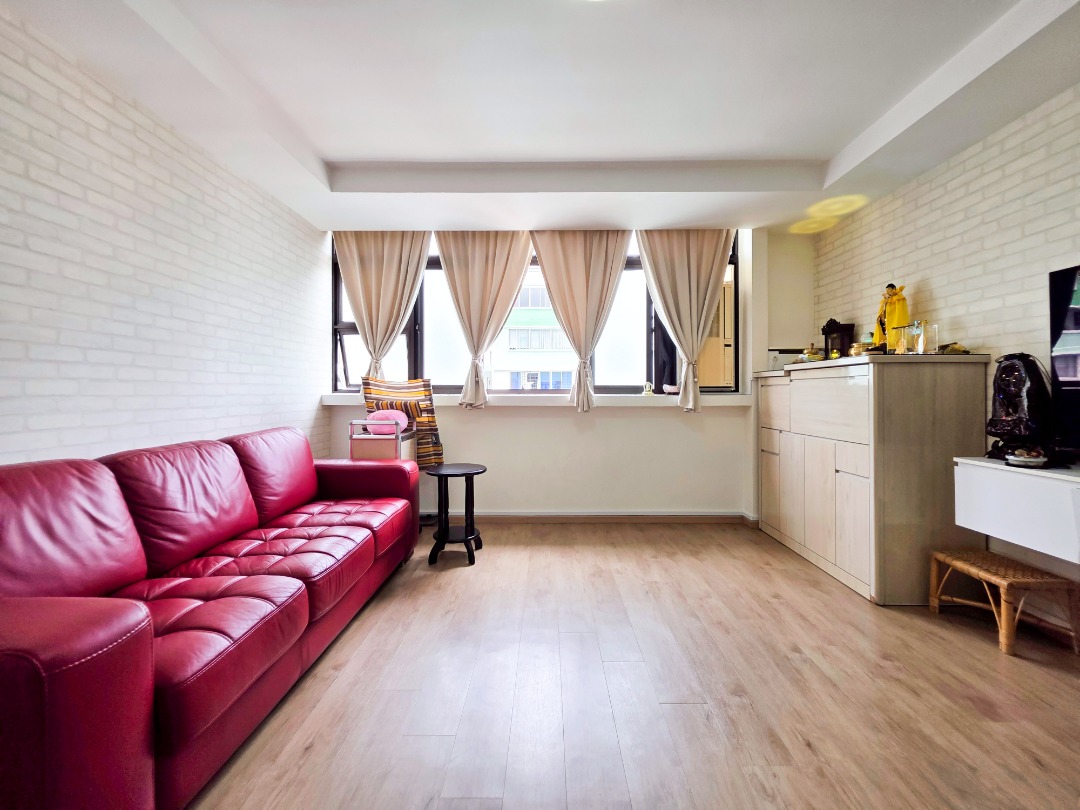 4-Room HDB Flat Model A (Corridor End), Property, For Sale, HDB