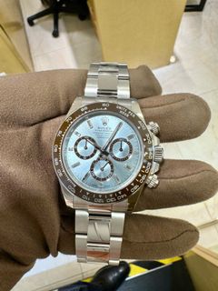 （分類：）位於 。 由 vipwatch_causewaybay 提交（商品編號 1399925029，圖片 1）。簡介： 。