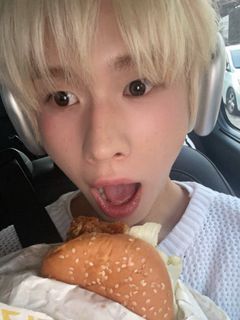 （分類：）位於 。 由 sakuyaaaaaaaawish 提交（商品編號 1399920450，圖片 1）。簡介： 。