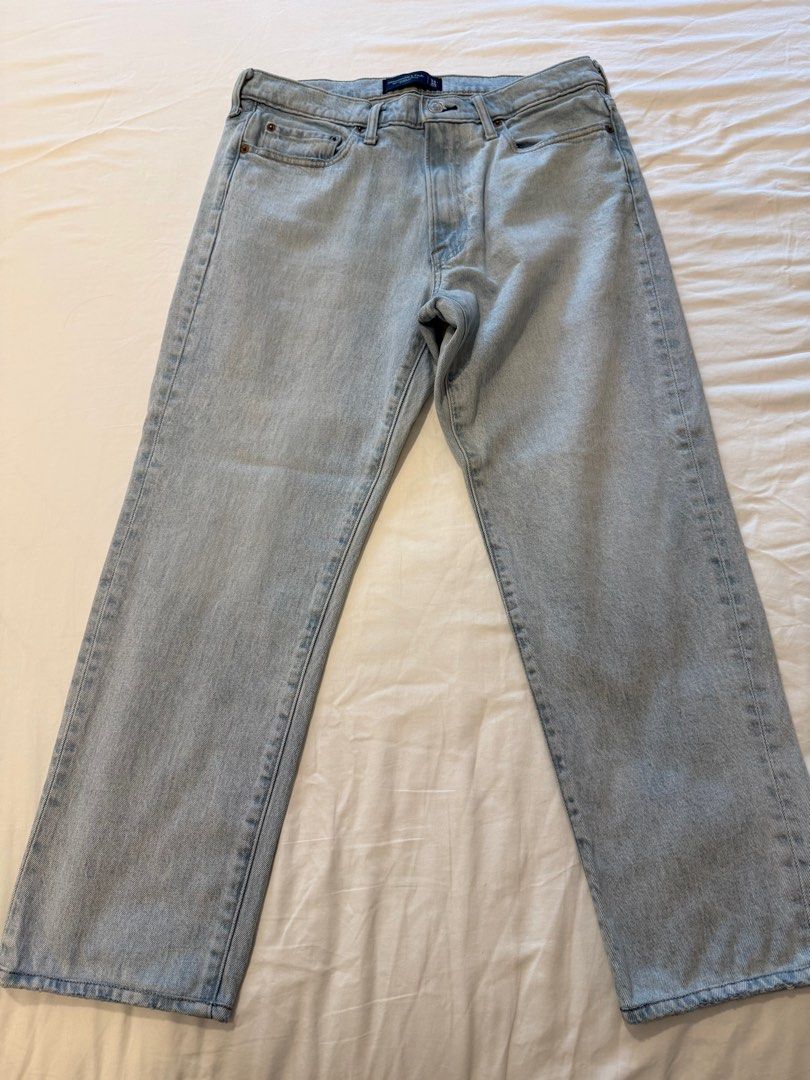 Abercrombie & Fitch Jeans size 34 (Category: Jeans) located in Taguig. Submitted by bt1982 (Listing ID 1399836030, Image 2). Description: Authentic Abercrombie & Fitch jeans Altered length back to original I removed the leather patch at the back Pls check photos for details .