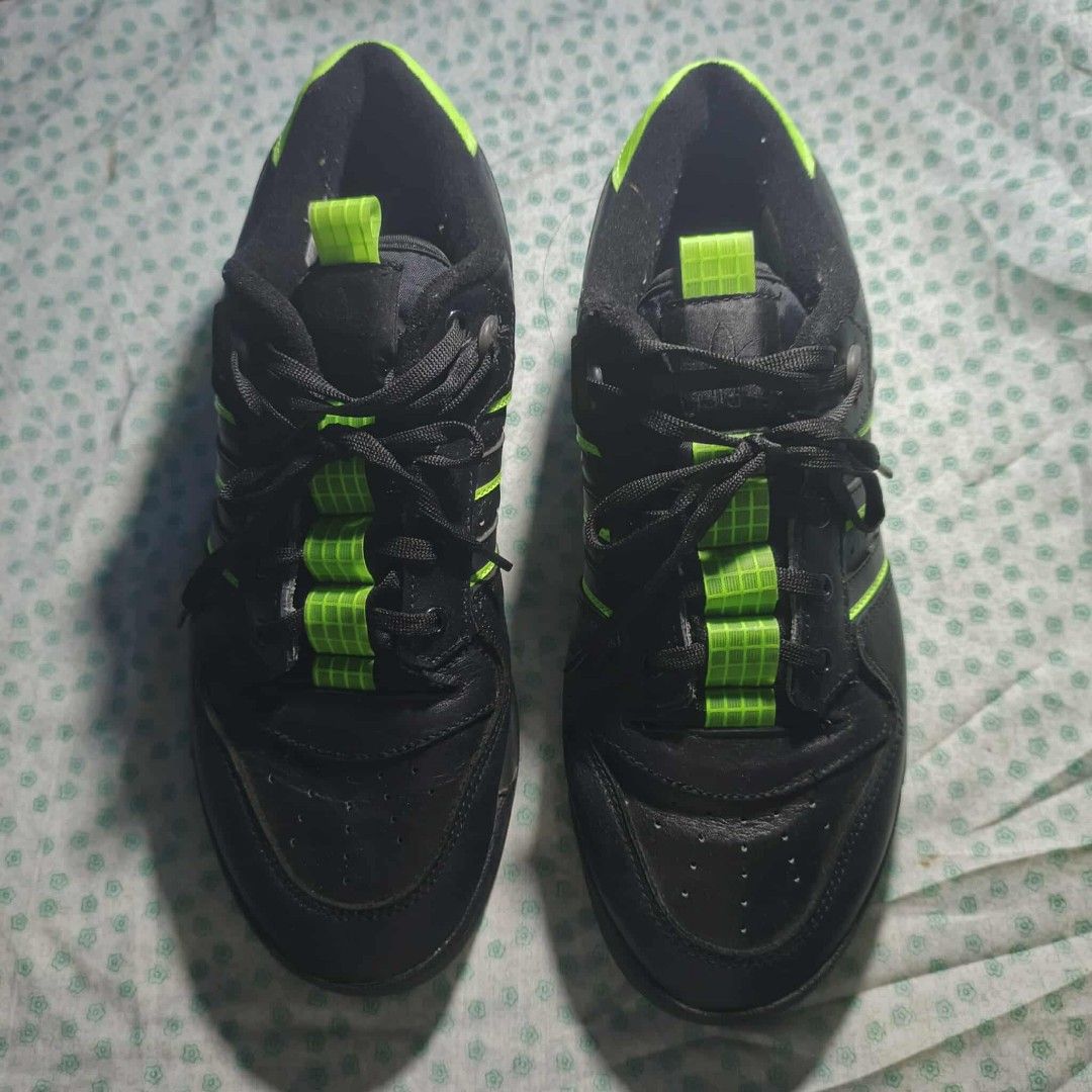 Adidas Rivalry low for mens (Category: Sneakers) located in Bacoor. Submitted by joromoto18 (Listing ID 1399860519, Image 2). Description: For sale. Preloved personal shoes Still usable pa . selling as is lang po Original shoes po yan bought sa mall adidas shoes size 10.5 mens 1000 pesos only used around 6 times tpos natabi na di fan ng black shoes check nyo rin ibang shoes ko na for sale sa affordable price Pede nyo check para if di gusto kunin 