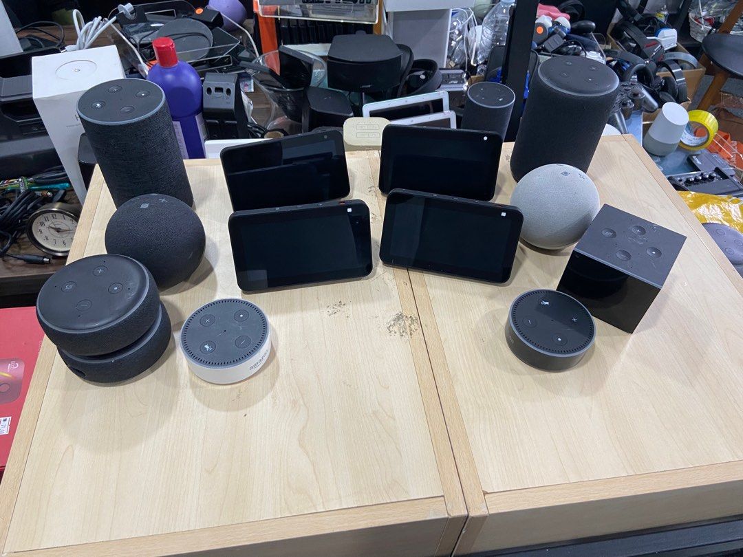 Picture of Amazon Echo Dot, Echo Show, Echo, Audio, Soundbars, Speakers ...