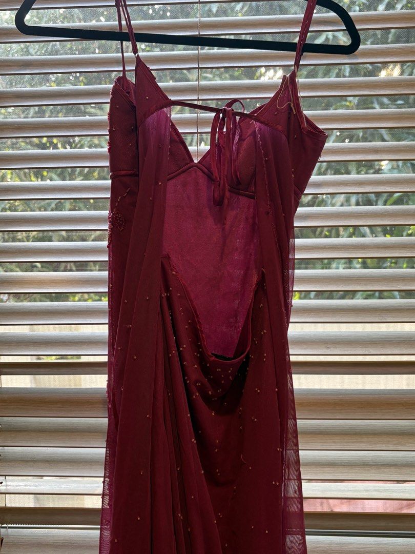 BCBG beaded gown (Category: Evening dresses & gowns) located in Quezon City. Submitted by xxx11 (Listing ID 1399909084, Image 2). Description: So beautiful! Worn once only before! Needs washing and the hook clasp just needs to be sewn :) Best fits Medium size .