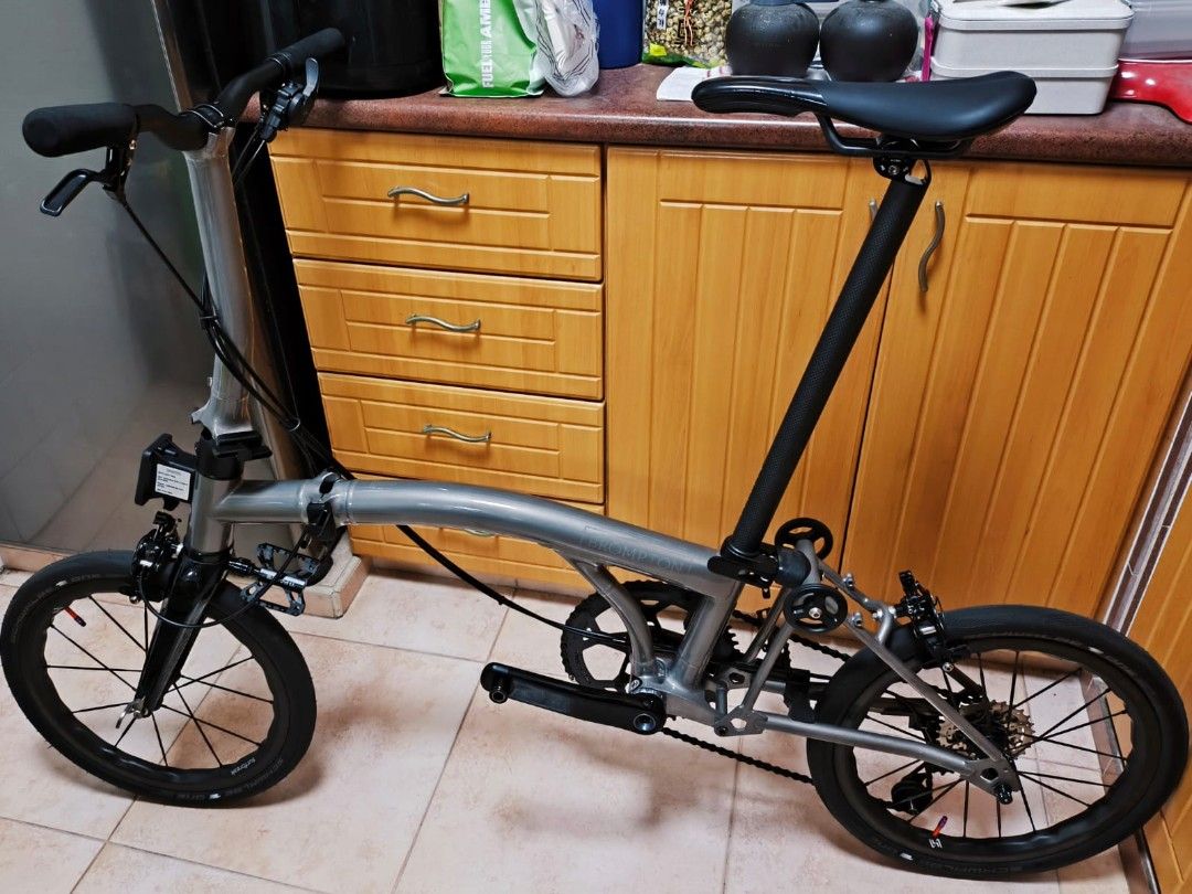 Brompton T-Line M7E 2024 Titanium Carbon trifold bike foldable
