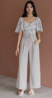 (Category: ) located in . Submitted by chicfits (Listing ID 1399843918, Image 1). Description: .