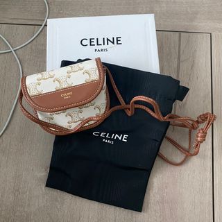 （分類：）位於 。 由 bellaee 提交（商品編號 1399919170，圖片 1）。簡介： 。