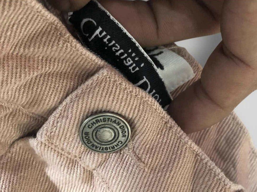 Christian Dior Pants (Category: Luxury Apparel) located in Bacolod City. Submitted by finds.by.titodom (Listing ID 1399968401, Image 3). Description: Size : 27 Waist : 13.5 in Length : 43.5 in Material : Cotton Button and zipper closure Two front pockets Two back pockets Made in Italy .