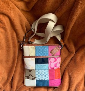 (Category: ) located in . Submitted by blooms25 (Listing ID 1399926625, Image 1). Description: .