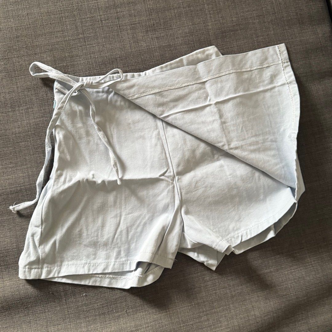 Cute Light Blue Skort (Category: Skirts) located in Quezon City. Submitted by arejayzon (Listing ID 1399875634, Image 2). Description: .