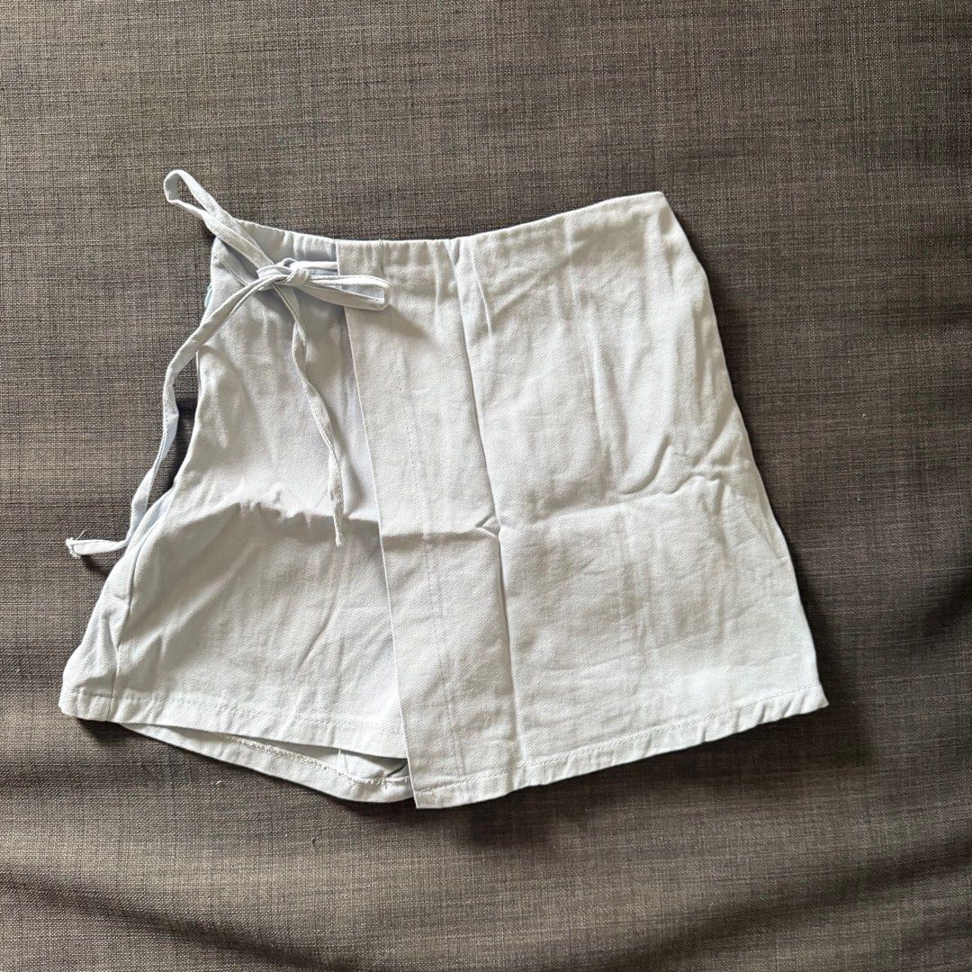 Cute Light Blue Skort (Category: Skirts) located in Quezon City. Submitted by arejayzon (Listing ID 1399875634, Image 1). Description: .
