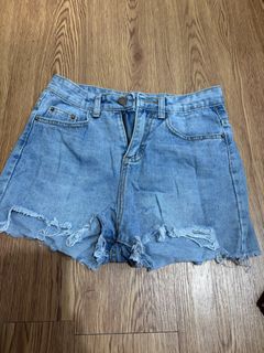 (Category: ) located in . Submitted by Raceeri (Listing ID 1399910136, Image 1). Description: .