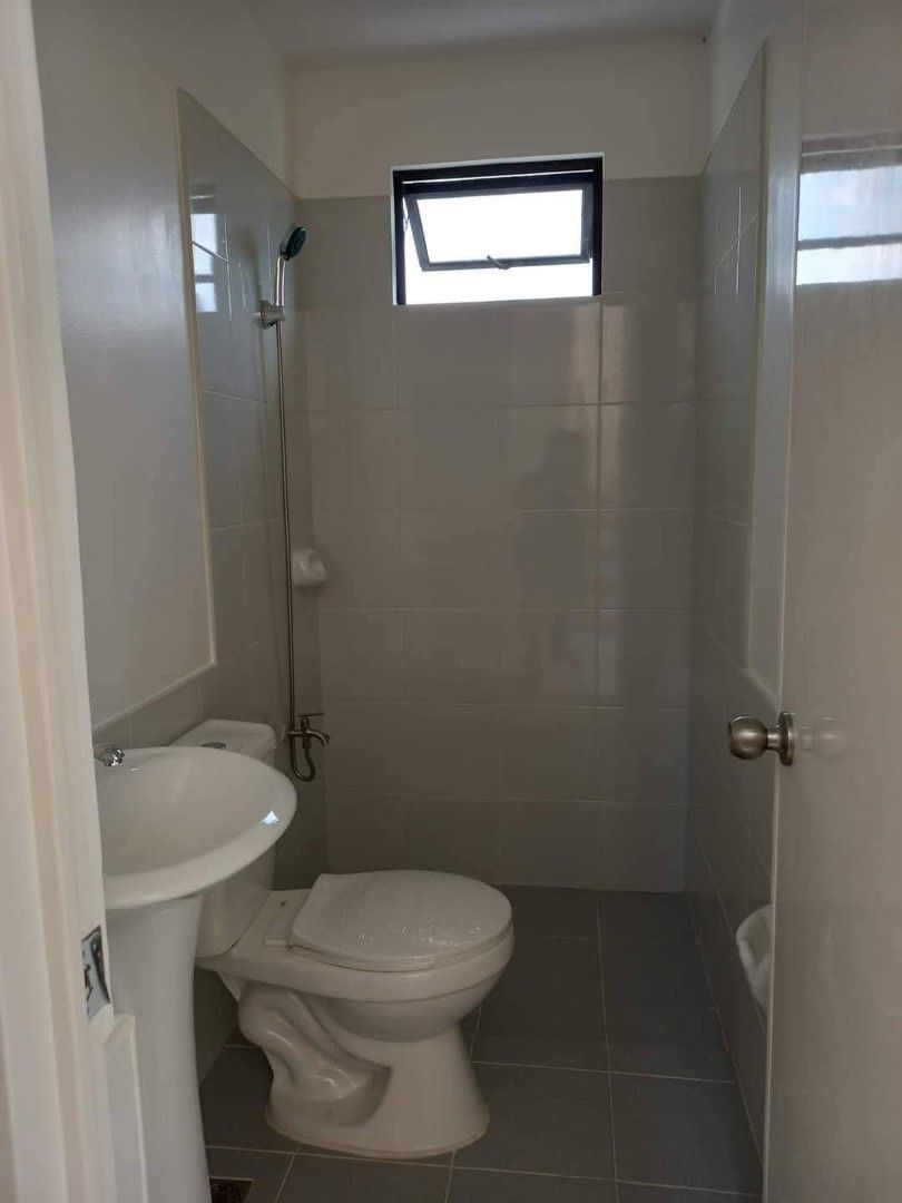 Duplex Twin homes For Sale (Category: House & Lot) located in Quezon City. Submitted by merl2026 (Listing ID 1399930315, Image 3). Description: 80 sq meter lot area 55 sq meter floor area Duplex type complete.