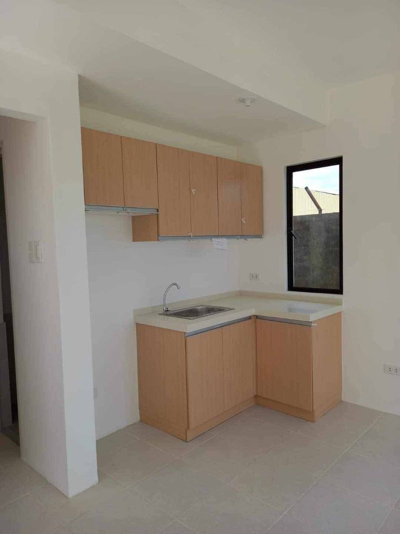 Duplex Twin homes For Sale (Category: House & Lot) located in Quezon City. Submitted by merl2026 (Listing ID 1399930315, Image 2). Description: 80 sq meter lot area 55 sq meter floor area Duplex type complete.