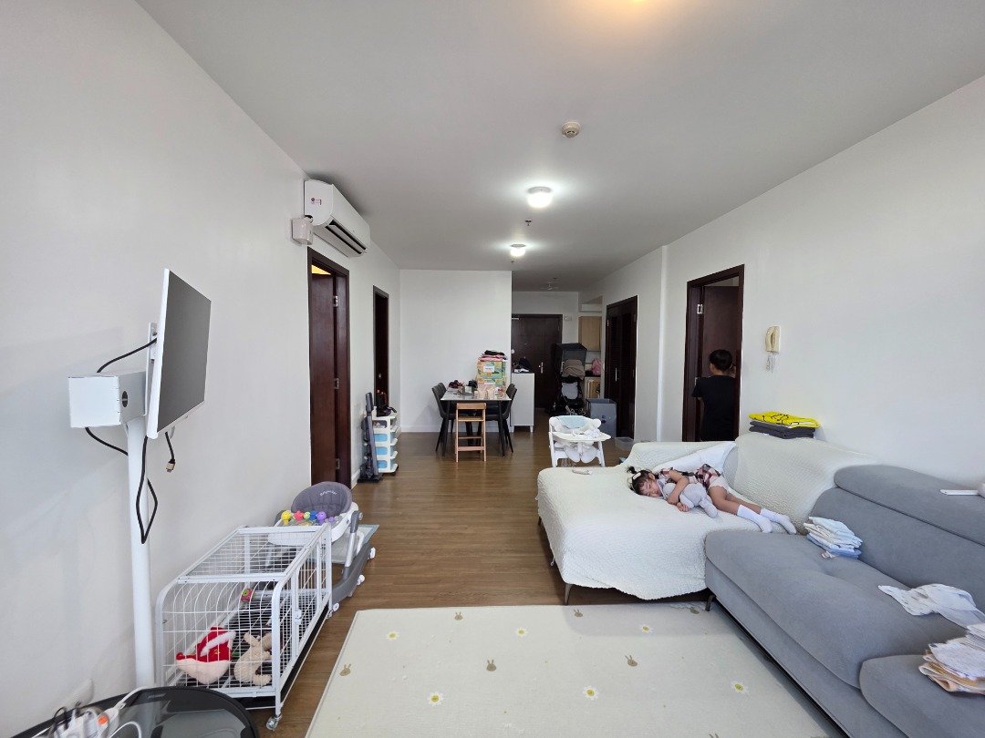 (Category: ) located in . Submitted by phil_real_estate (Listing ID 1399858356, Image 1). Description: .