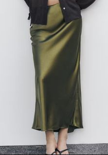 (Category: ) located in . Submitted by parisshopping (Listing ID 1399921756, Image 1). Description: .