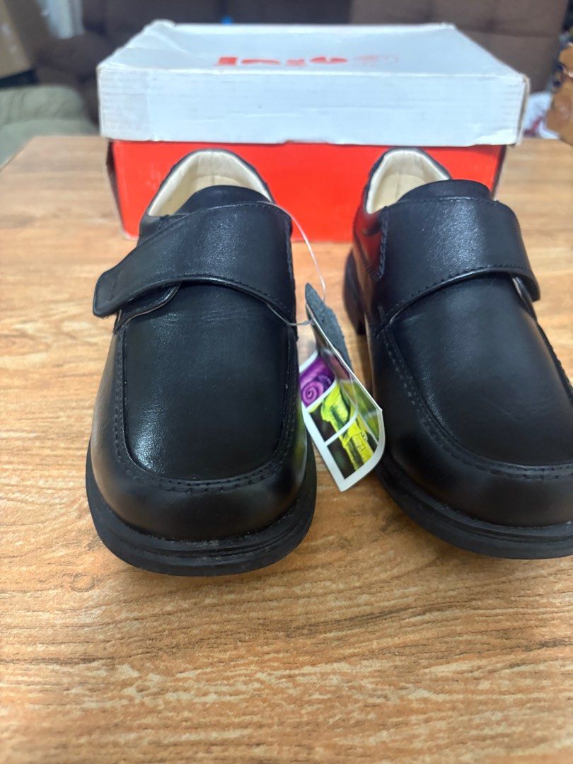 Gibi Black Leather School Shoes Size 32 (Category: Babies & Kids Fashion) located in Quezon City. Submitted by chadelara (Listing ID 1399982047, Image 1). Description: Brand new.