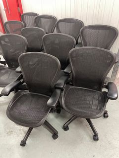 (Category: ) located in . Submitted by office.chair.seller (Listing ID 1399907157, Image 1). Description: .