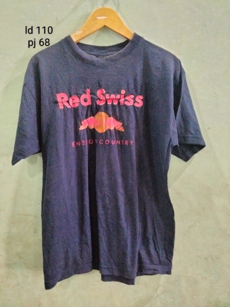 Kaos red Swiss whale
