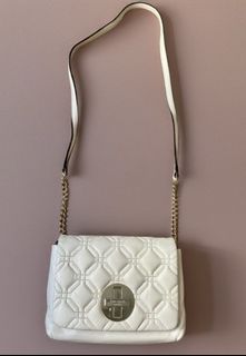 (Category: ) located in . Submitted by kantocloset_ubec (Listing ID 1378644888, Image 1). Description: .