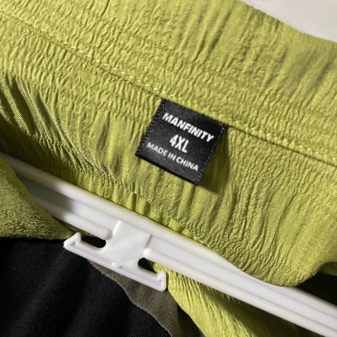 Light Green Manfinity Shirt/Polo (4XL) (Category: Formal Shirts) located in Quezon City. Submitted by dor444ymun (Listing ID 1399872768, Image 3). Description: .