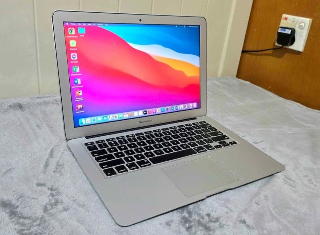 MacBook Air 13-inch (Early 2014)