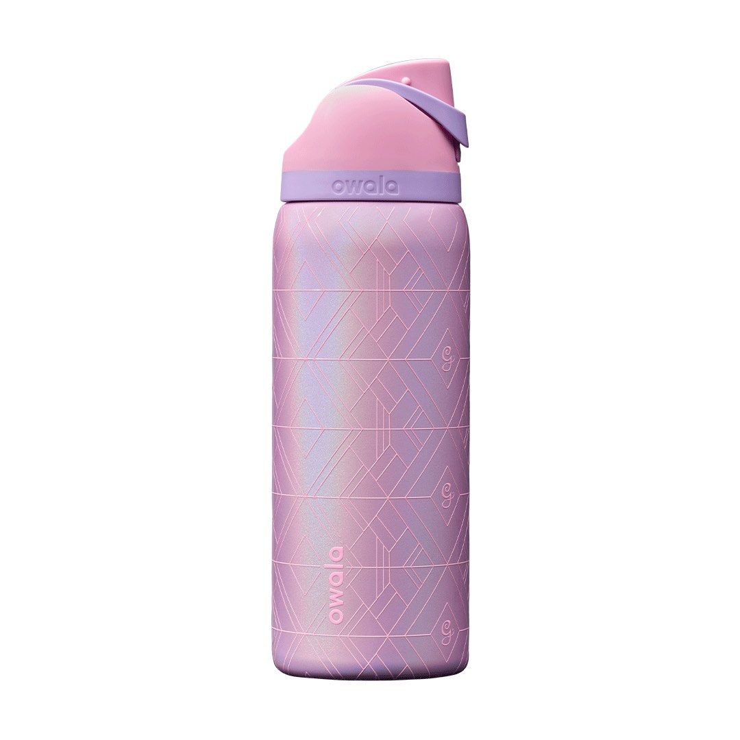 [ON HAND] Owala x Wicked 32oz (Category: Water Bottles & Tumblers) located in Quezon City. Submitted by andeeclutters (Listing ID 1399850495, Image 3). Description: Owala x Wicked - ON HAND - 1 pink (SOLD), 1 green available - brand new & sealed 🇺🇸 US PASABUY: @pasabuy_bytabs MOP: Gcash, Maya, BPI, UB MOD: Lalamove/Grab, J&T/LBC.