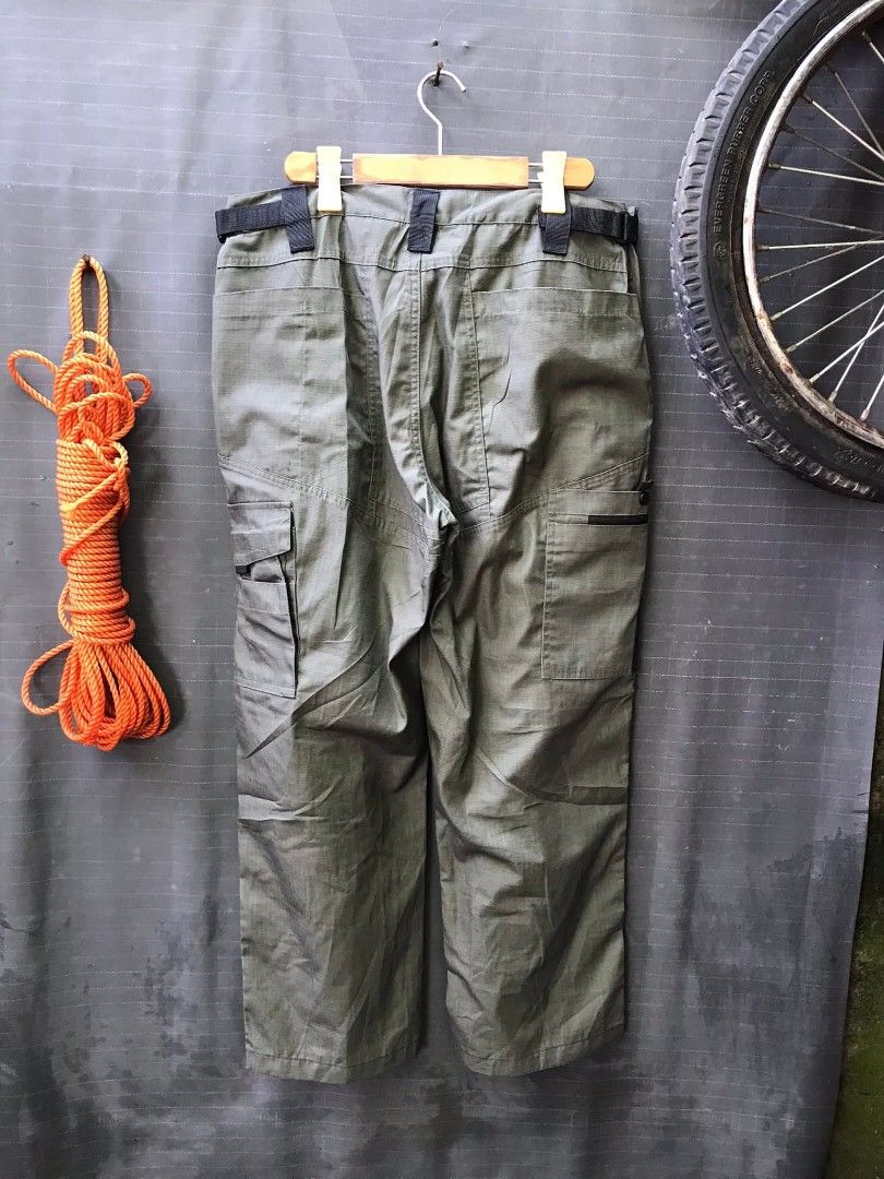 Outdoor Tactics Cargo Pants - XL (Category: Jeans) located in Bacolod City. Submitted by markanthon14131 (Listing ID 1399850585, Image 2). Description: WTS♻️ Item: W-TAC tactical pants Details: ▪️Size: Xlarge ▪️Dimes: Waist - 34-36 Length - 39 Hem - 9 ▪️Zipfly ▪️Complete Tags ▪️Good as new 💸 ✈️Free Shipping Fee Pm, Thanks ✅We ship Nationwide via Jnt Express ✅We do video call for assurance 📍Bacolod City Negros Occidental,6100 - Closure: Button a