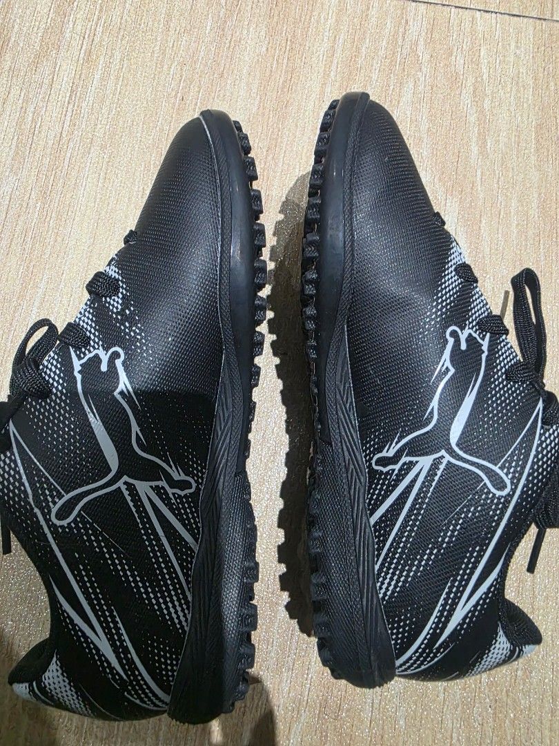 PUMA Attacanto Turf Training Soccer Cleats (Category: Other Sports Equipment and Supplies) located in Marikina City. Submitted by declutter_closet_ph (Listing ID 1399840916, Image 3). Description: worn once bought frkm amazon for 1700+ rfs: too small size US12.
