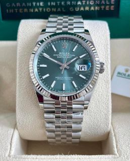 (Category: ) located in . Submitted by luxeellisseofficial (Listing ID 1399867314, Image 1). Description: .