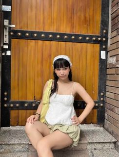 (Category: ) located in . Submitted by clearmywardrobeplssssss (Listing ID 1399845568, Image 1). Description: .