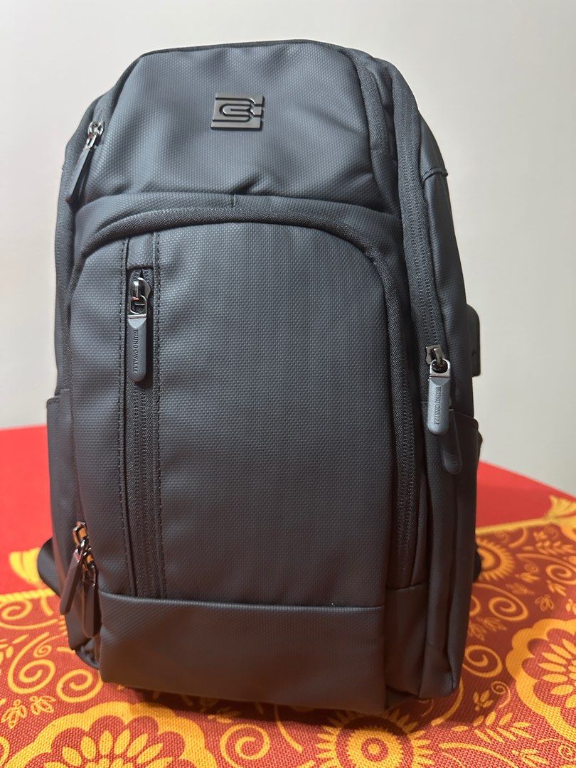Sling Bag, Men's Fashion, Bags, Backpacks on Carousell