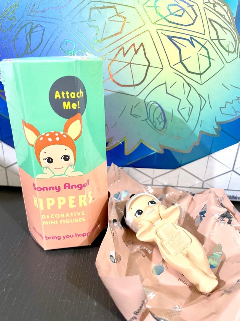Sonny Angels Hippers Panda (Category: Designer & Blind Box Toys) located in Makati City. Submitted by funkyfindsinc (Listing ID 1399844751, Image 1). Description: Never been used Adhesive still intact MOP: GCash, BPI, Maya MOD: Lalamove, Grab, LBC, J&T Pickup pin: Walter Mart Arnaiz Avenue Makati City Meetup: One Ayala Greenbelt Glorietta Walter Mart Makati.