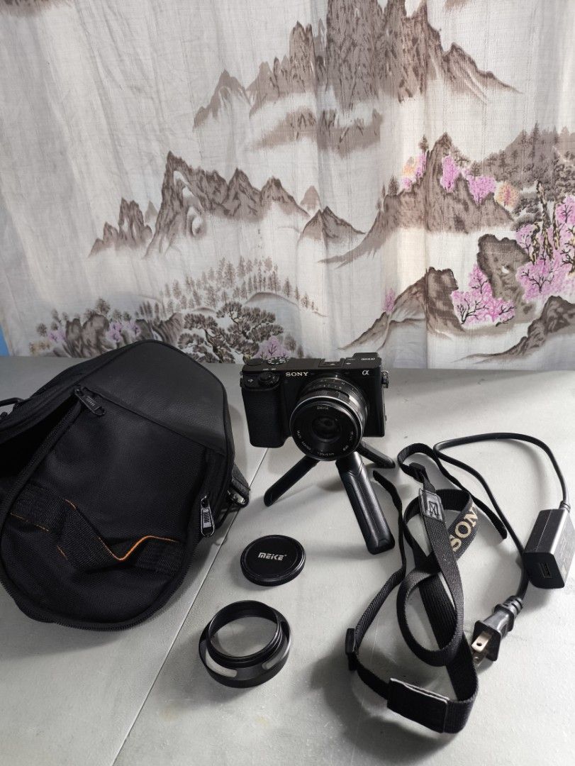 sony a6100 (Category: Cameras) located in Manila. Submitted by sh4riii (Listing ID 1399970565, Image 1). Description: .