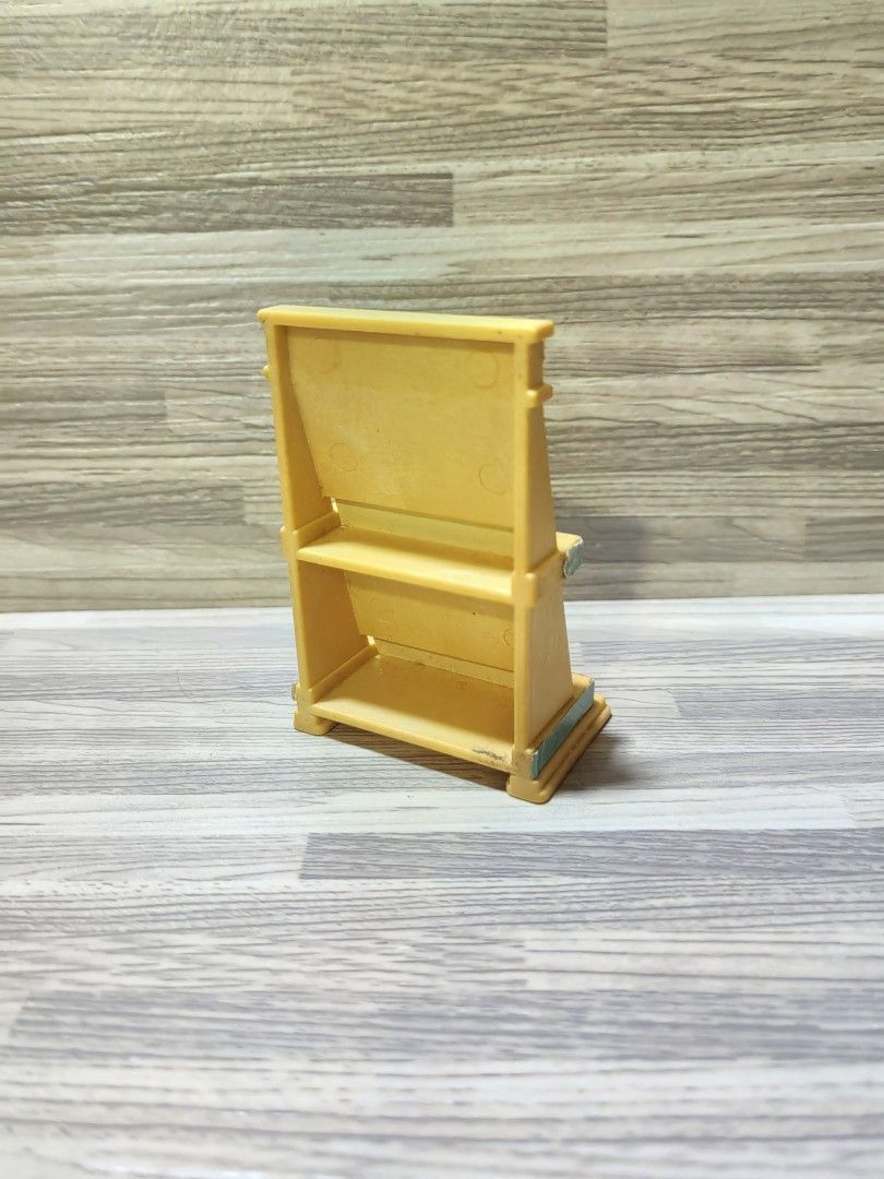 Sylvanian Families book stand (Category: Designer & Blind Box Toys) located in Quezon City. Submitted by silverturtle_32df92 (Listing ID 1399979890, Image 3). Description: Original Sylvanian Families item *as is, peeling stickers *actual photos posted, what you see is what you get *no original box *DM for inquiries *Location: QC *Mode of payment: Gcash, BPI *Shipping courier: J&T, Lalamove.