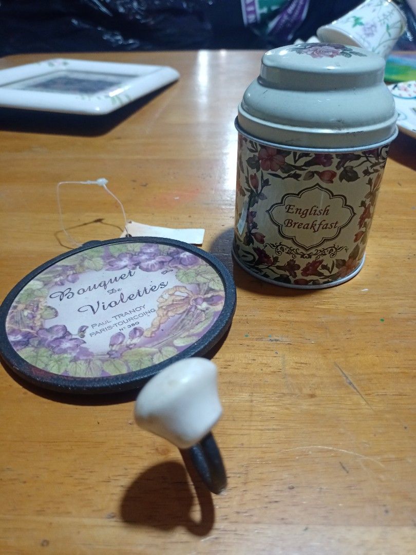 Wall hook and tin can bundle (Category: Other Home Decor) located in Baguio. Submitted by klutter.curio (Listing ID 1399957169, Image 2). Description: .