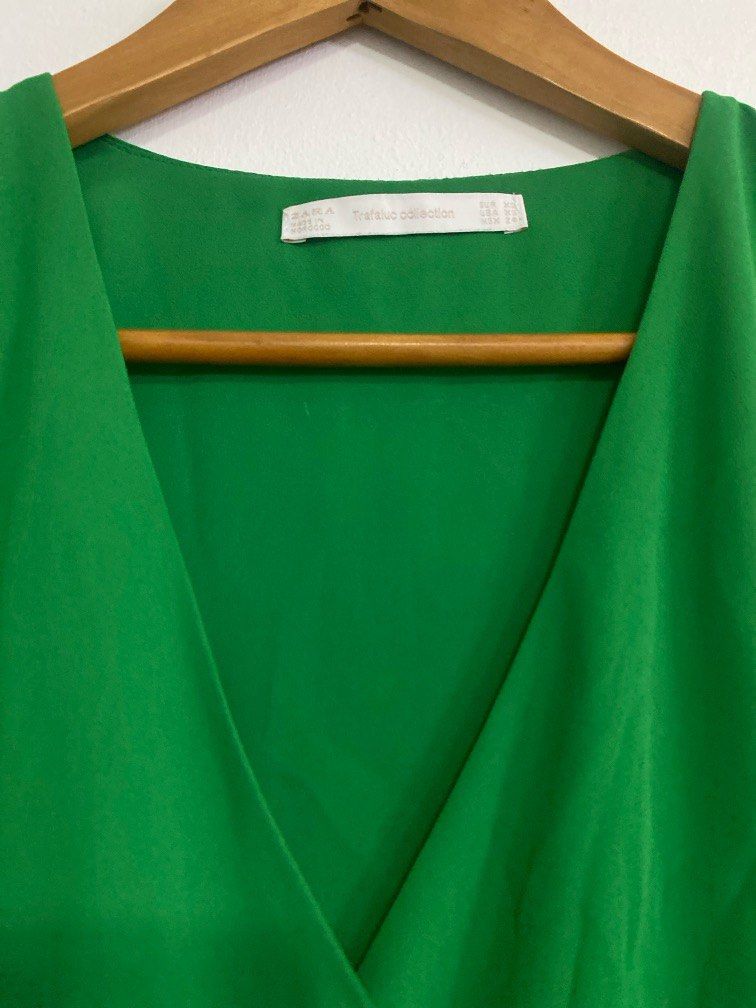 Zara Wrap Top (Category: Blouses) located in Taguig. Submitted by declutterwithriz (Listing ID 1399956016, Image 3). Description: Size XS.