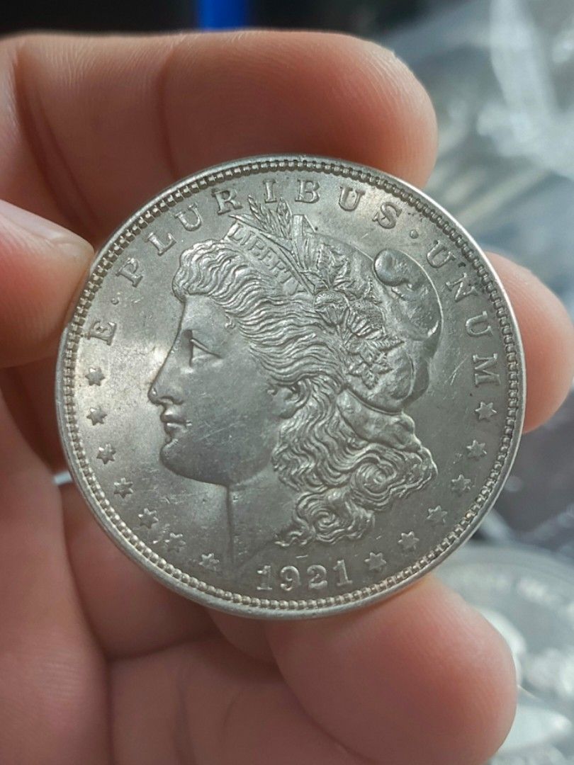 1921 Morgan Dollar (Category: Currency) located in Quezon City. Submitted by Coiners (Listing ID 1400168538, Image 1). Description: .