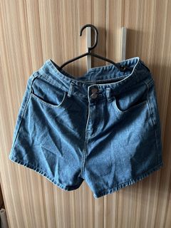 (Category: ) located in . Submitted by addielainee (Listing ID 1400146447, Image 1). Description: .