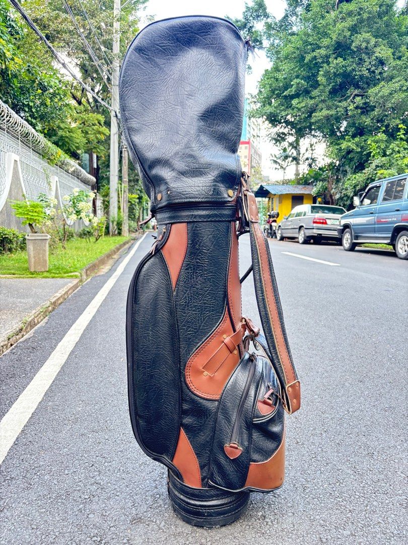 Arnold Palmer Golf Set for Ladies (Category: Golf) located in Manila. Submitted by eclipse58 (Listing ID 1400055748, Image 2). Description: COMPLETE Arnold Palmer Golf Set for Ladies ✅️ 5-9 Irons, Pitching Wedge & Sand Wedge ✅️ Arnold Palmer Driver & Arnold Palmer 3 Wood ✅️ Mizuno Putter & Black Golf Bag ✅️ Original Arnold Palmer Graphite Ladies Flex Shaft & Grips ✅️ Very good condition & NO ISSUES Selling Price: 7,800 Location: Quezon City.