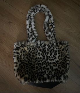 （分類：）位於 。 由 closetcharm 提交（商品編號 1400114523，圖片 1）。簡介： 。