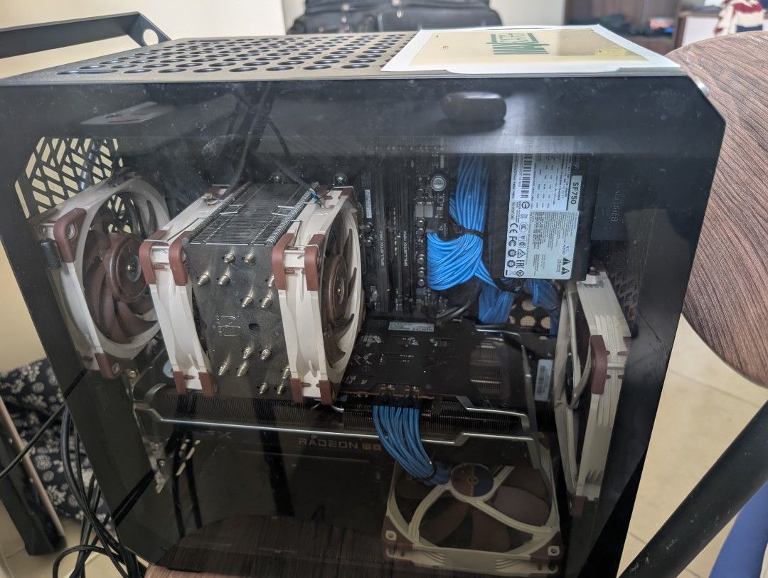 Cooler Master qube 500 PC Case (Category: Desktops) located in Manila. Submitted by zhaifangy77107 (Listing ID 1400013752, Image 2). Description: Computer case As title No issues Lp 6000.