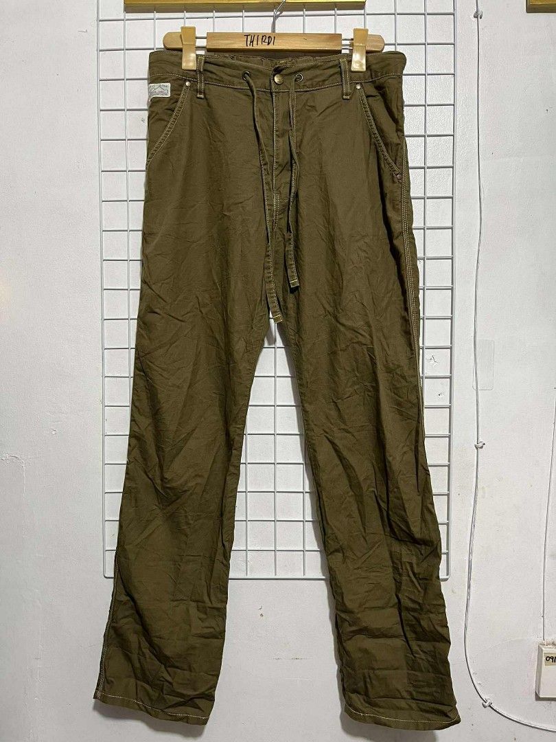 EDWIN CLASSIC KHAKI PANTS 👖 (Category: Jeans) located in Pagsanjan. Submitted by thriftyclothes33 (Listing ID 1400045591, Image 2). Description: EDWIN CLASSIC KHAKI PANTS 👖 💰 ₱800 only + shipping fee • SIZE 32–34 📏 • LENGTH 42 📐 • BRAND NEW CONDITION 💯 • GENUINE QUALITY — TOKYO, JAPAN 🇯🇵 • NO ISSUE ✅ • FROM JAPAN PACKAGE 📦 📍 LOCATION: LAGUNA ❌ NO COD | PAYMENT VIA GCASH 💸 🔥 Authentic Edwin Japan craftsmanship meets timeless khaki styl
